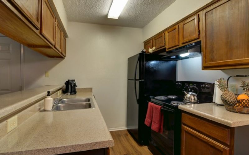 darby-square-kitchen-2.jpg